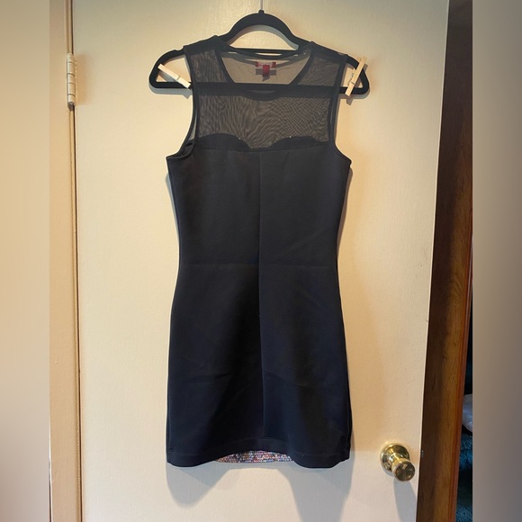 Party dress - Picture 3 of 4